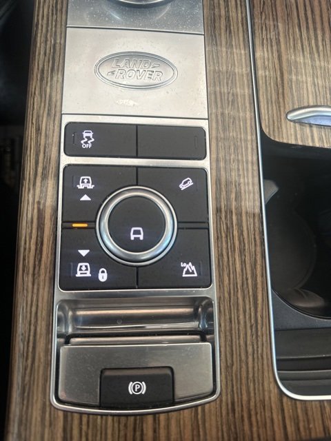 Used 2019 Land Rover Range Rover HSE image 29