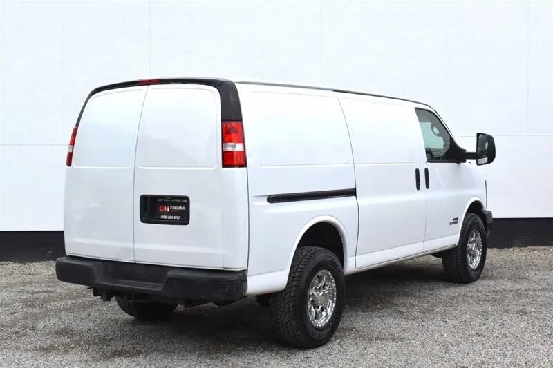Used 2006 Chevrolet Express 3500 RWD image 5