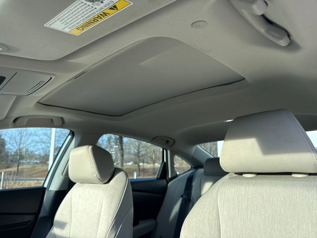 Certified 2023 Honda Accord EX image 17