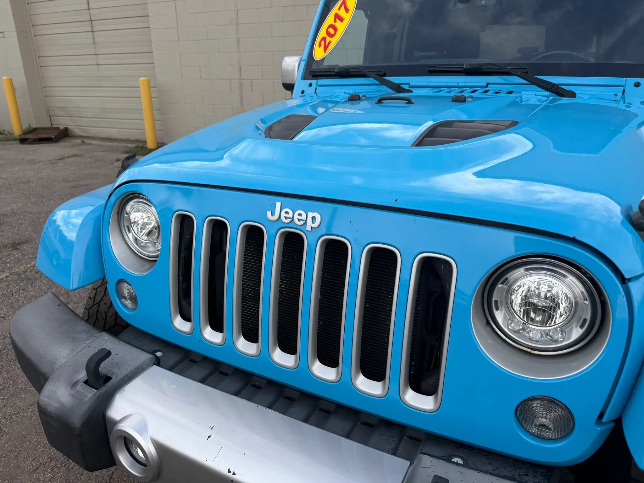 Used 2017 Jeep Wrangler Unlimited Sahara w/ Quick Order Package 23E Chief AWD/4WD image 28