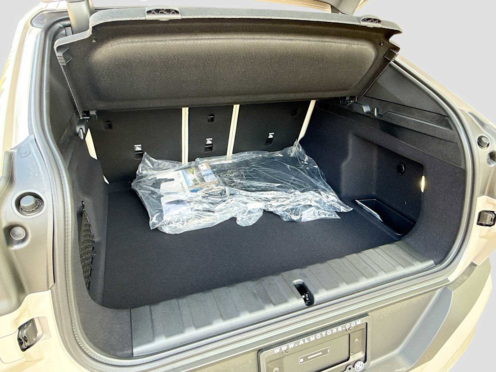 New 2026 BMW X2 xDrive28i AWD/4WD image 20