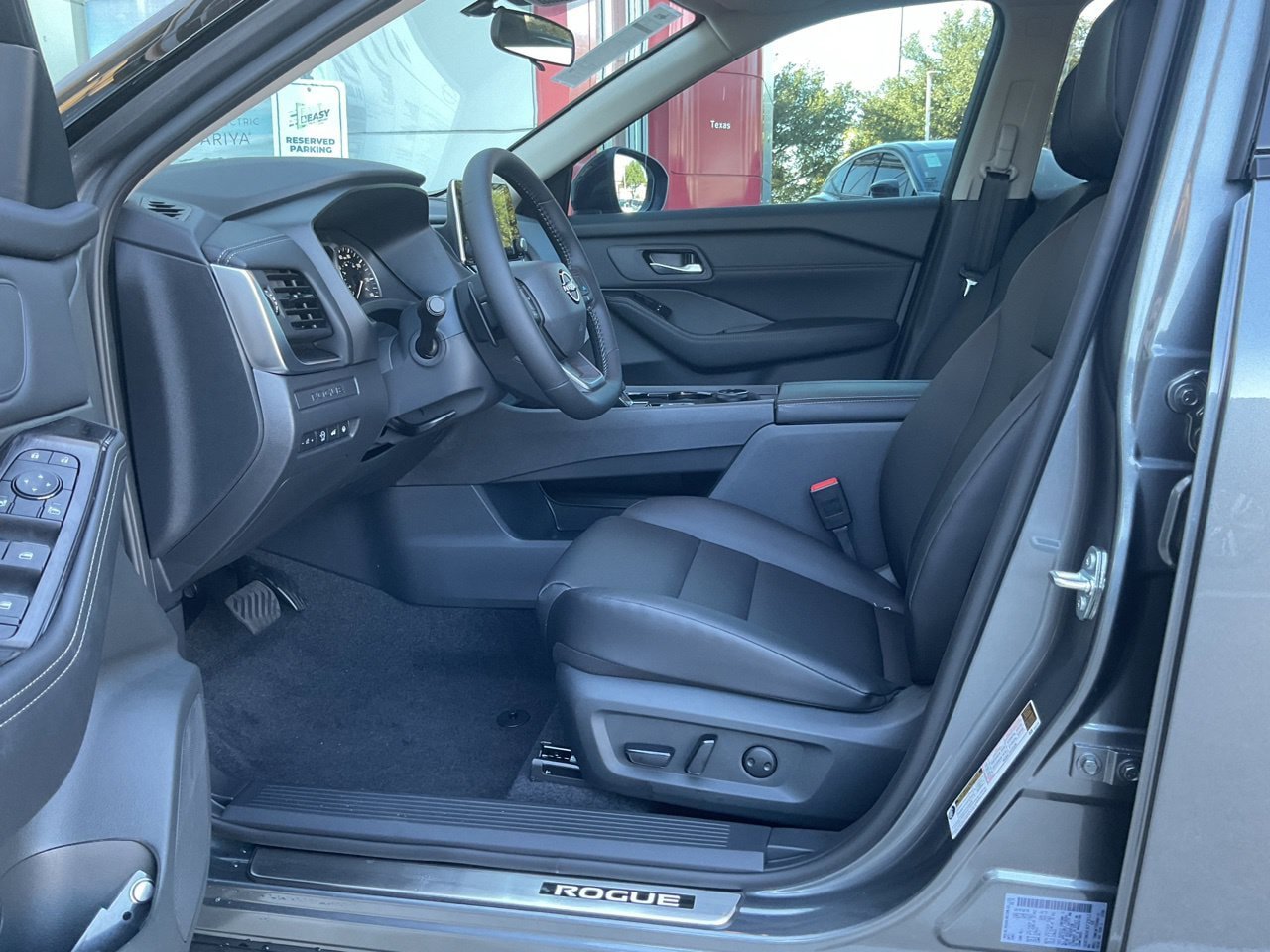 New 2027 Nissan Rogue Dark Armor AWD/4WD image 8
