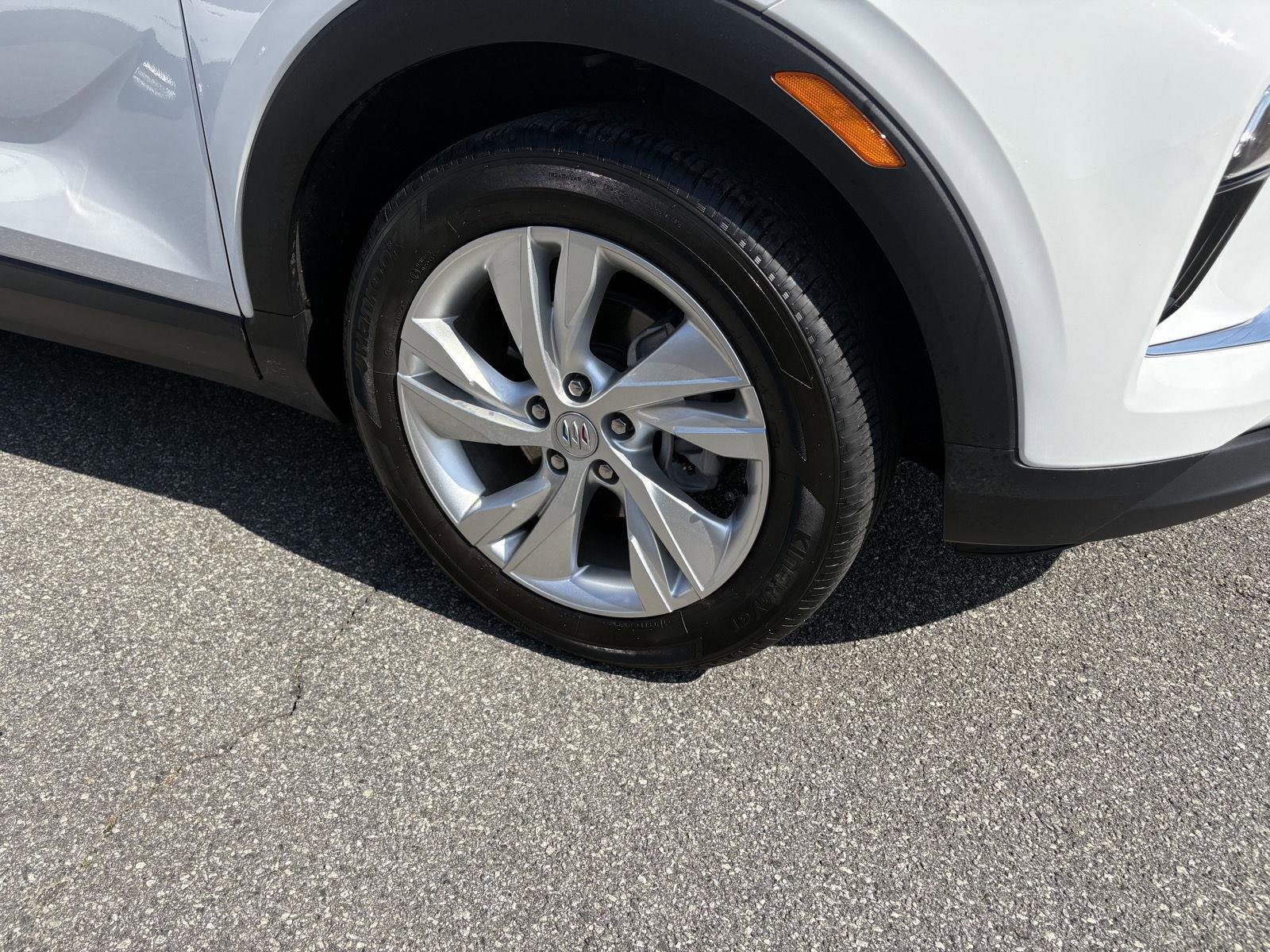 Used 2024 Buick Encore GX Preferred w/ Comfort Package image 4