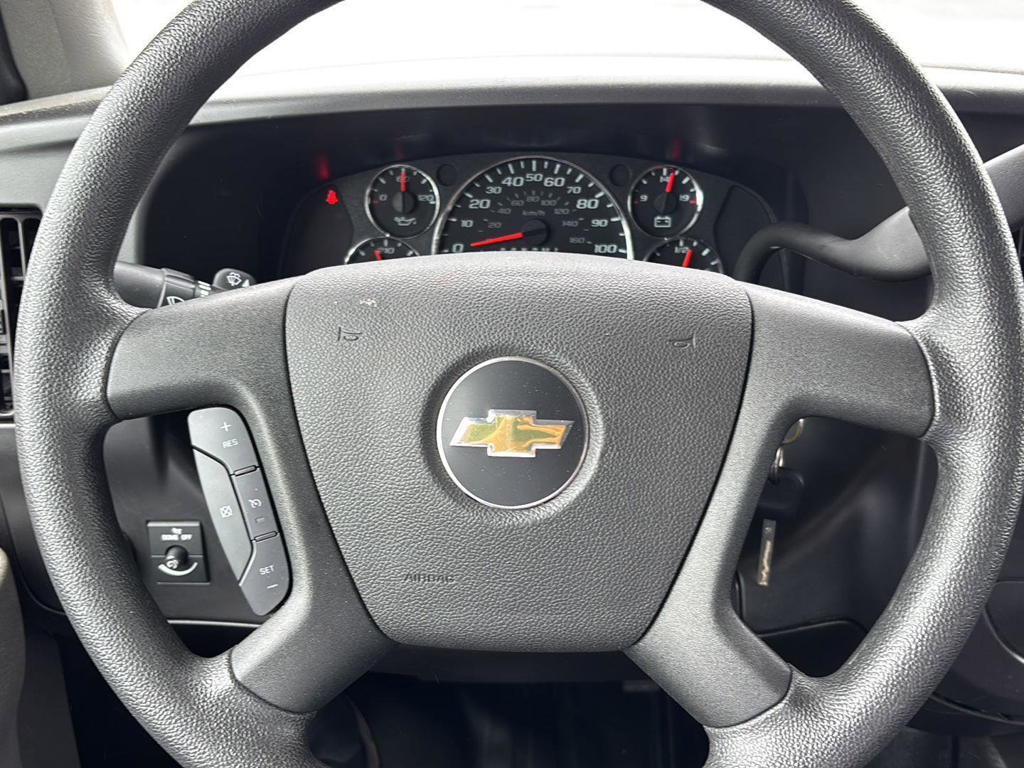 Used 2024 Chevrolet Express 2500 w/ Driver Convenience Package RWD image 19