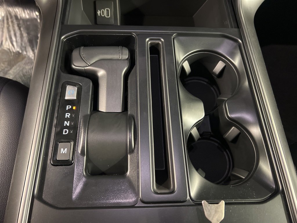 New 2025 Ford F150 Lariat w/ Equipment Group 501A Mid image 17