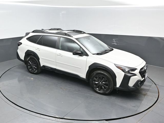 Used 2024 Subaru Outback Onyx Edition AWD/4WD image 17