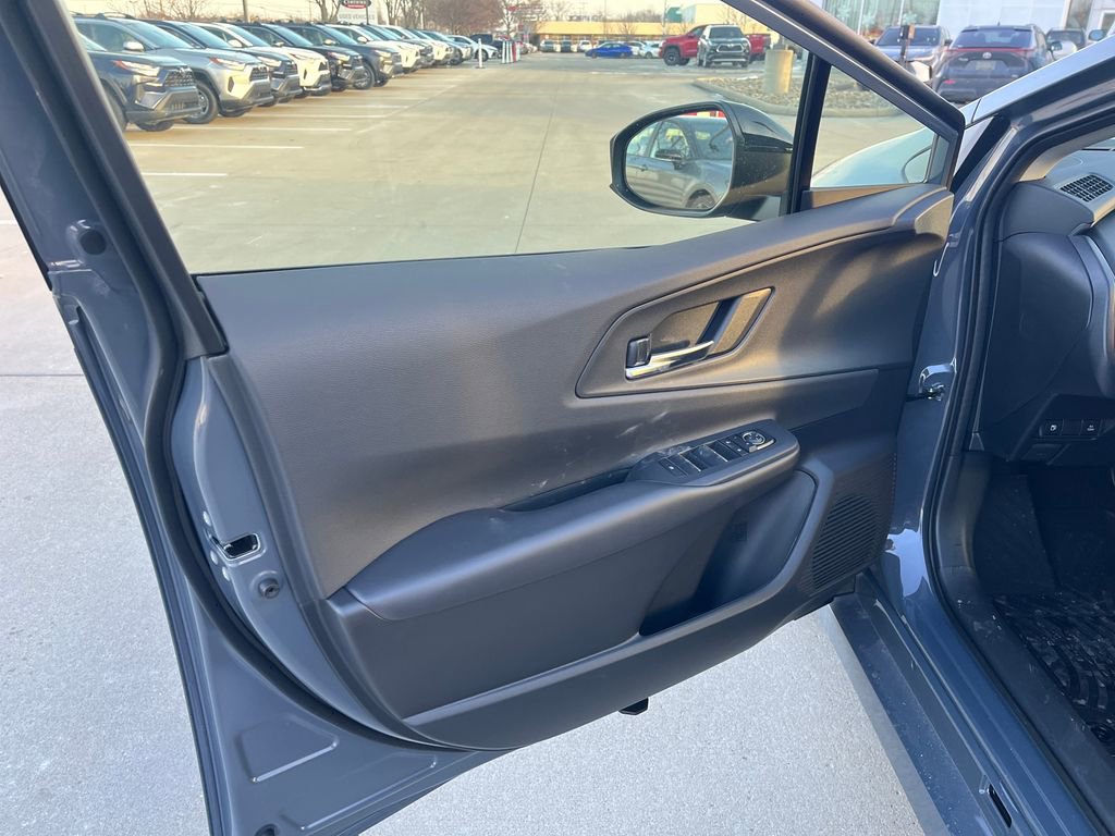 New 2026 Toyota Prius Hybrid XSE image 11