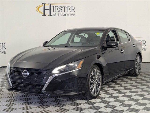 Used 2023 Nissan Altima 2.5 SL image 4