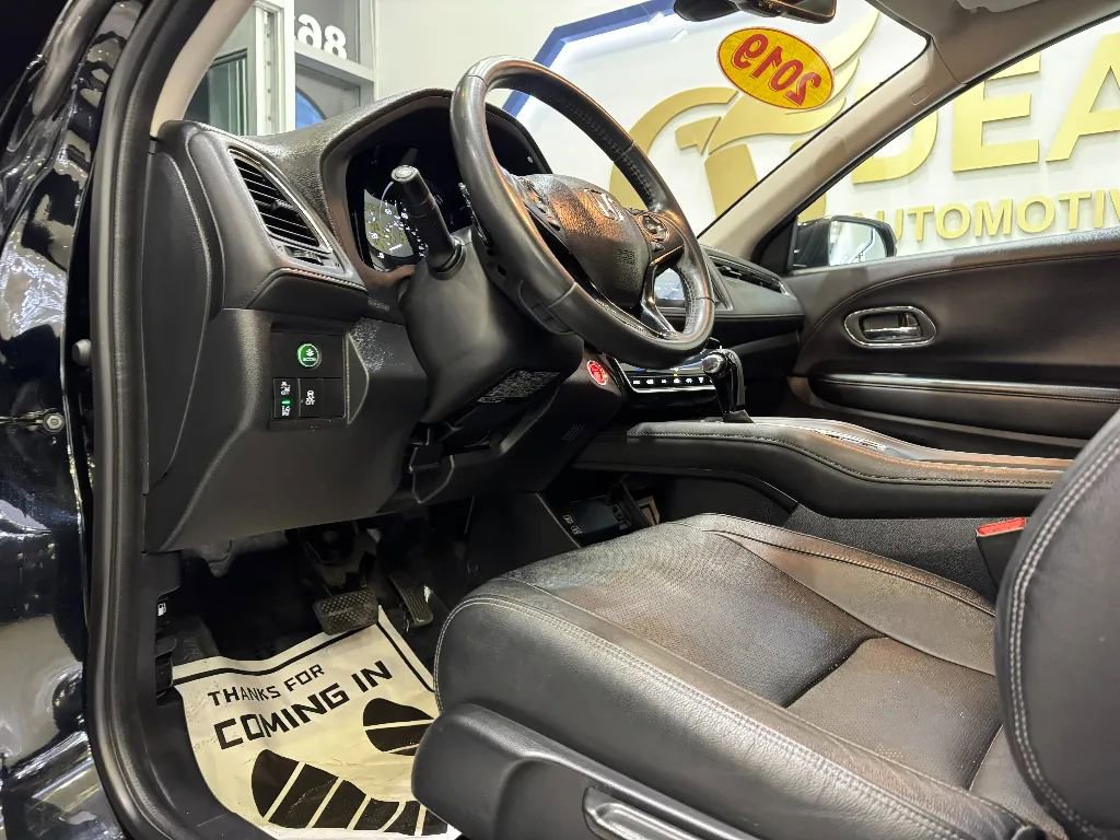 Used 2019 Honda HR-V EX-L image 12