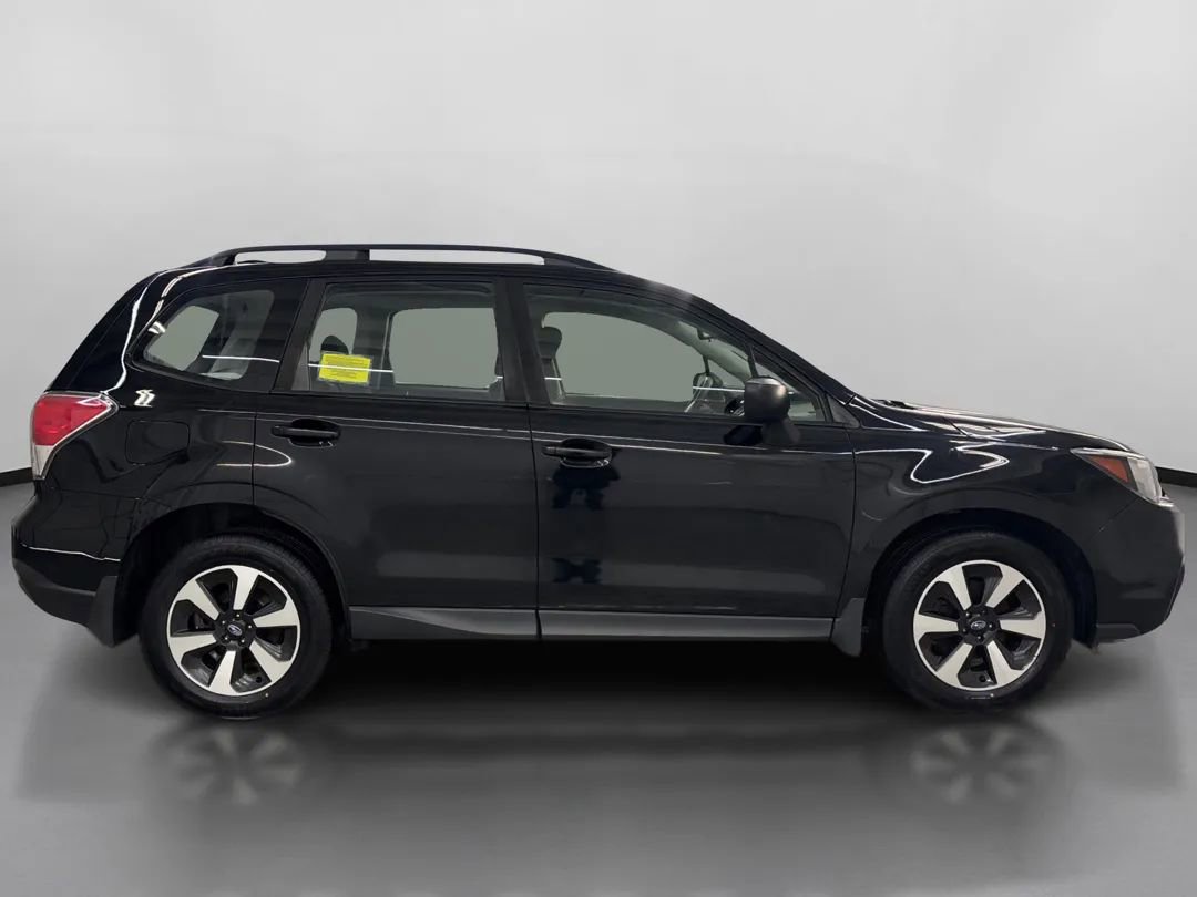 Used 2018 Subaru Forester 2.5i w/ Alloy Wheel Package image 11