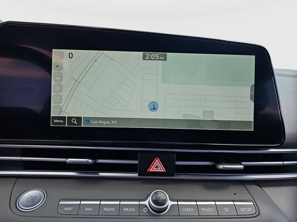 Used 2025 Hyundai Elantra SEL FWD image 13
