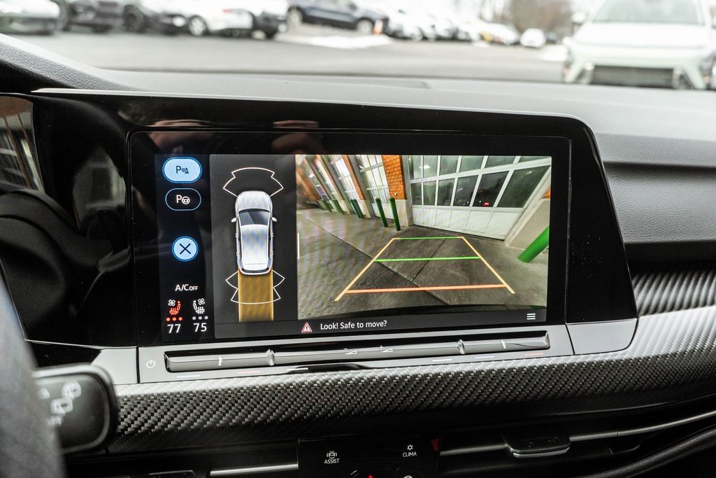 Used 2024 Volkswagen Golf R image 12