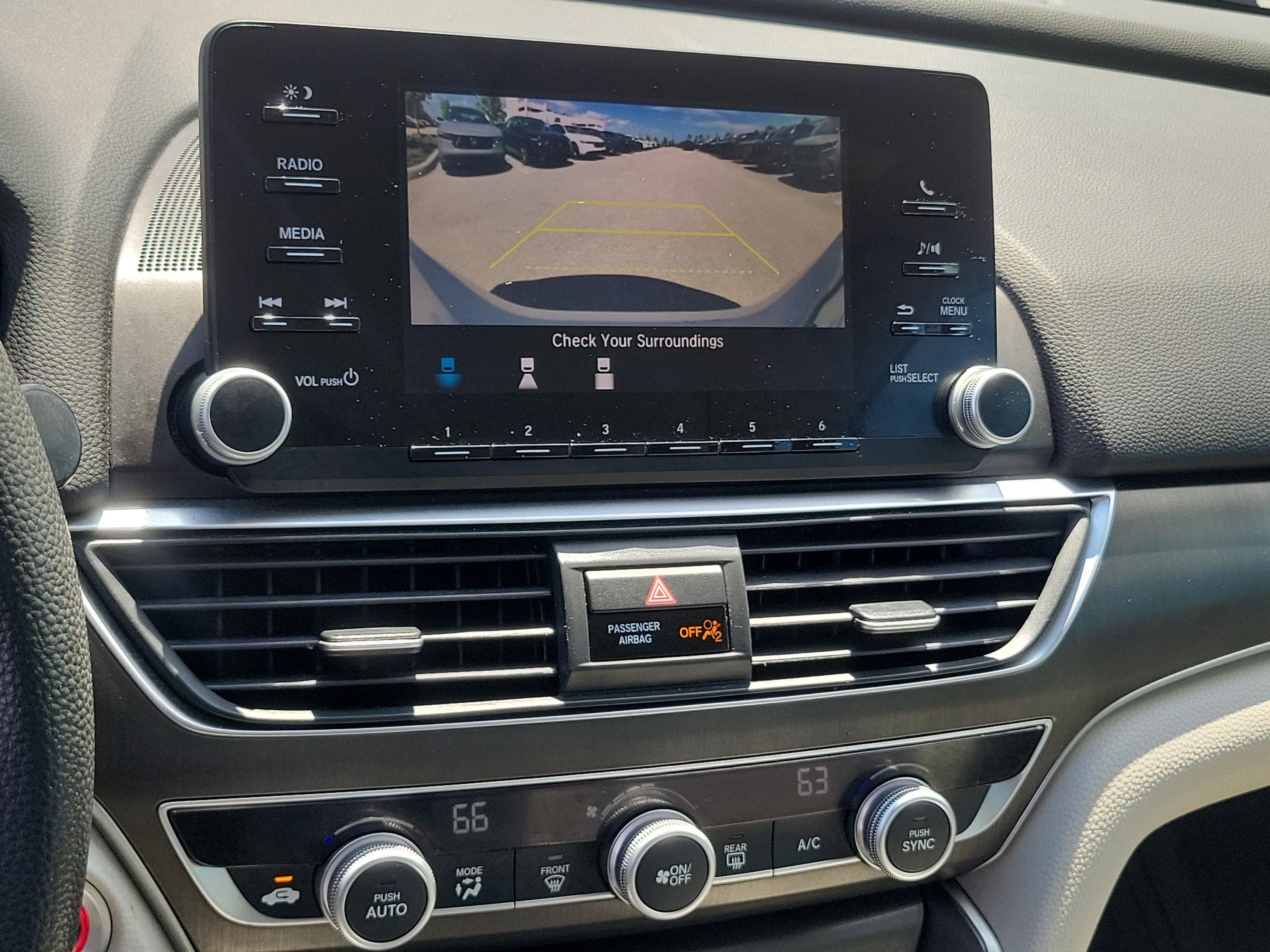 Used 2018 Honda Accord LX image 27