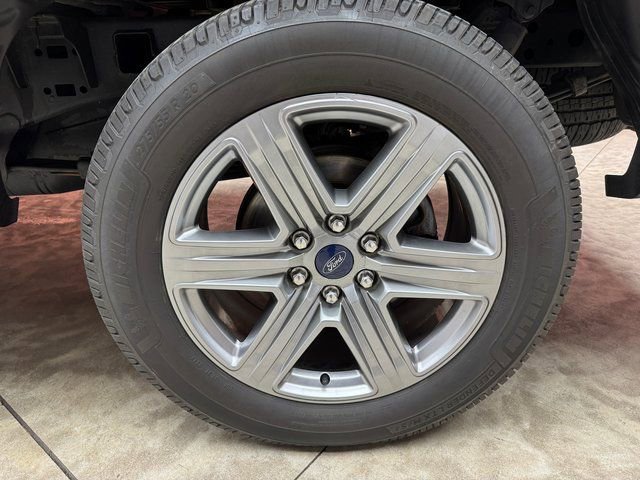 Used 2018 Ford F150 Lariat image 32