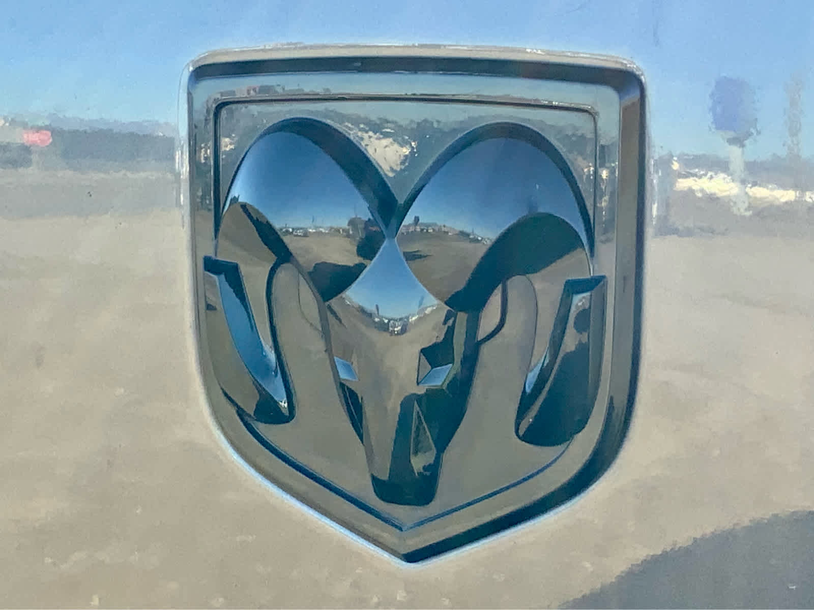 Used 2018 RAM 2500 Laramie w/ Sport Appearance Group image 19