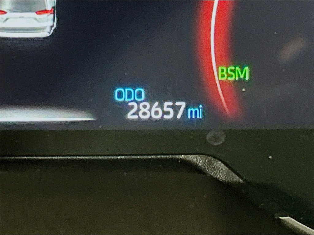 Used 2024 Toyota RAV4 XLE image 10