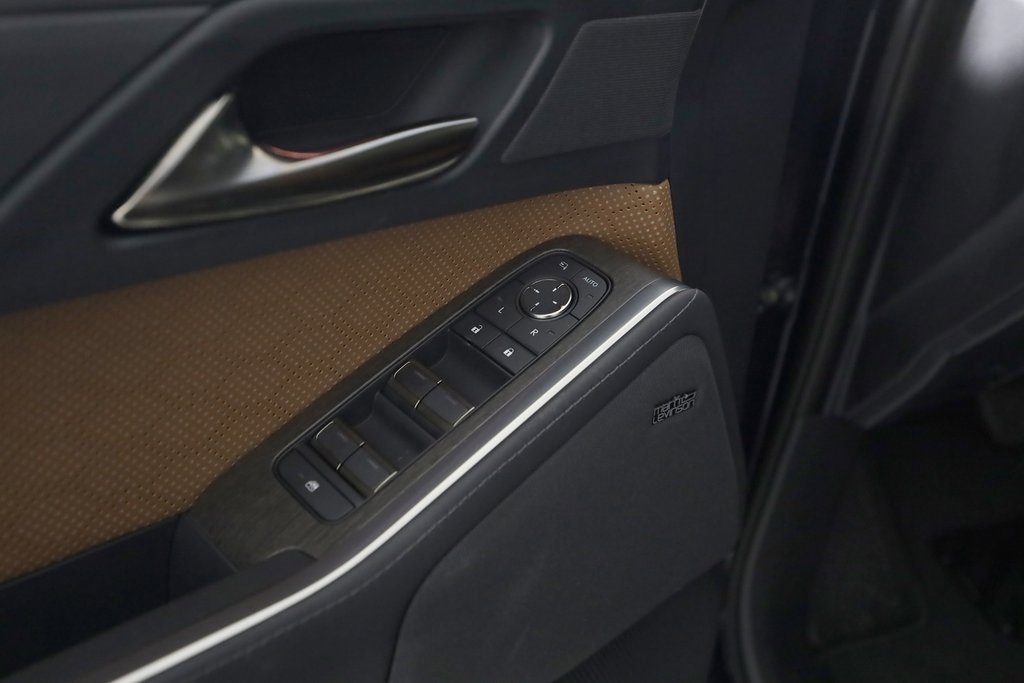 Used 2025 Lexus GX 550 w/ Accessory Package (2T) image 20