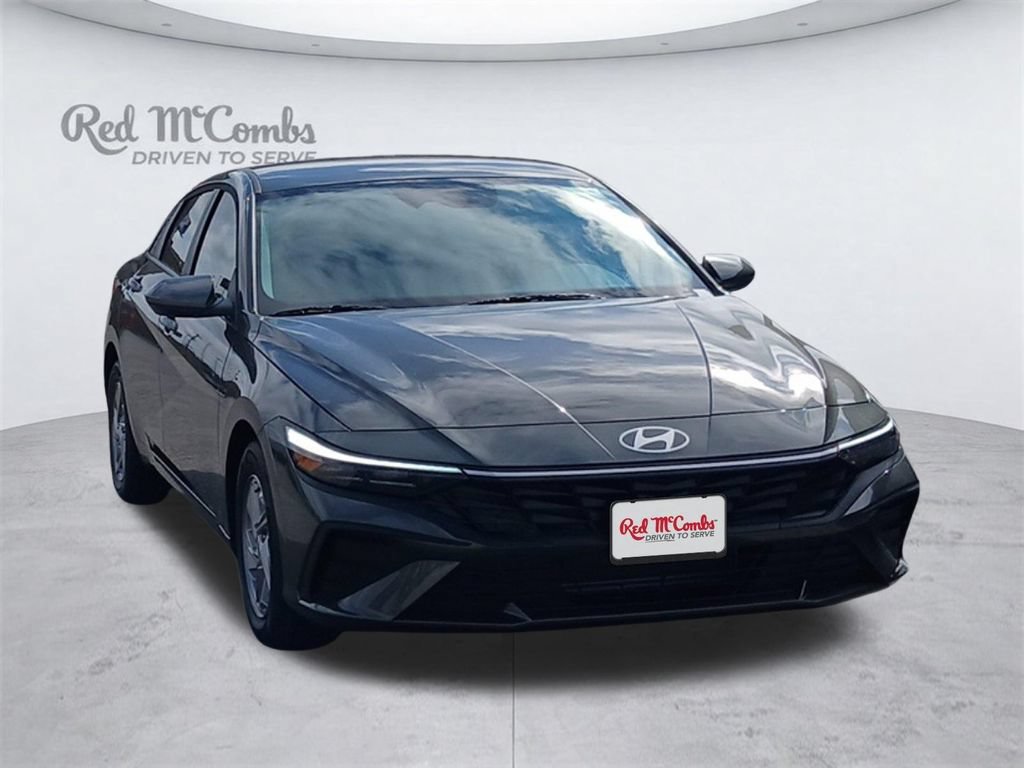 New 2026 Hyundai Elantra SE FWD image 7