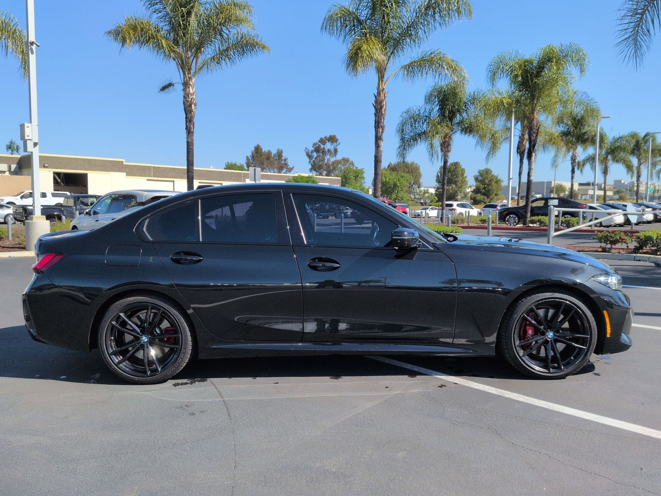 Certified 2023 BMW 330i Sedan w/ M Sport Package image 11