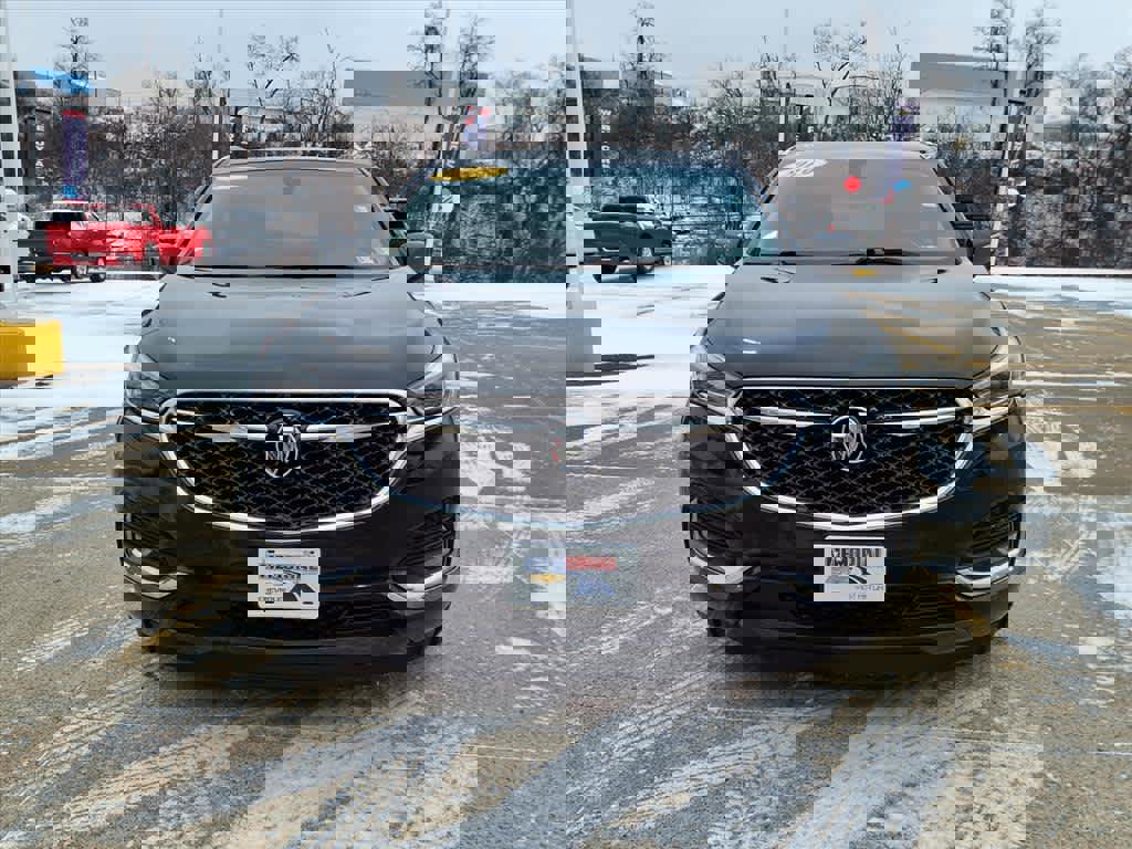 Used 2019 Buick Enclave Avenir w/ Avenir Technology Package image 3