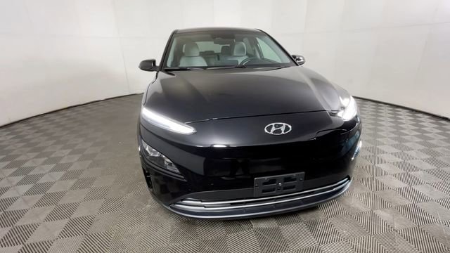 Used 2023 Hyundai Kona SE FWD image 11