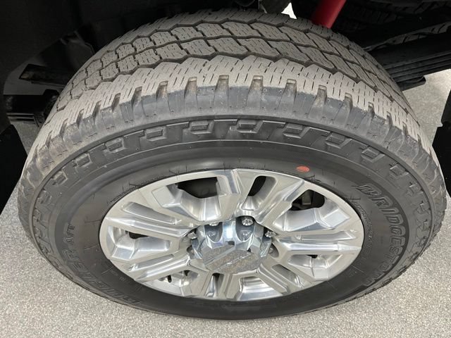 Used 2022 GMC Sierra 3500 Denali w/ Denali Ultimate Package AWD/4WD image 16