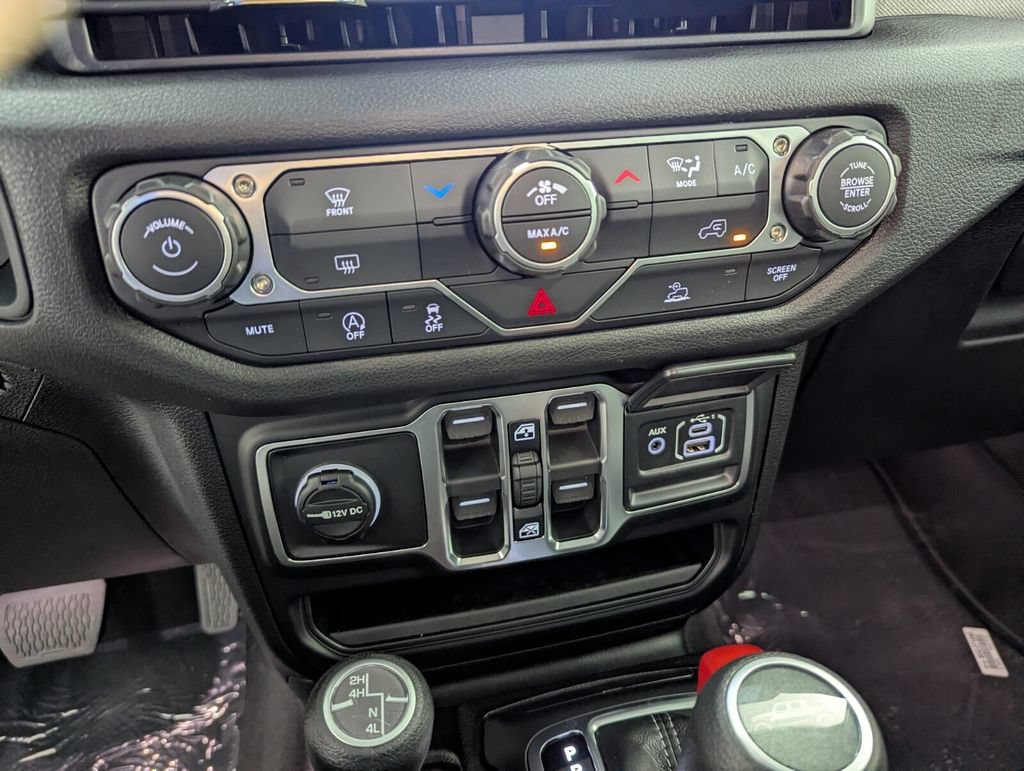 New 2026 Jeep Gladiator Sport AWD/4WD image 23