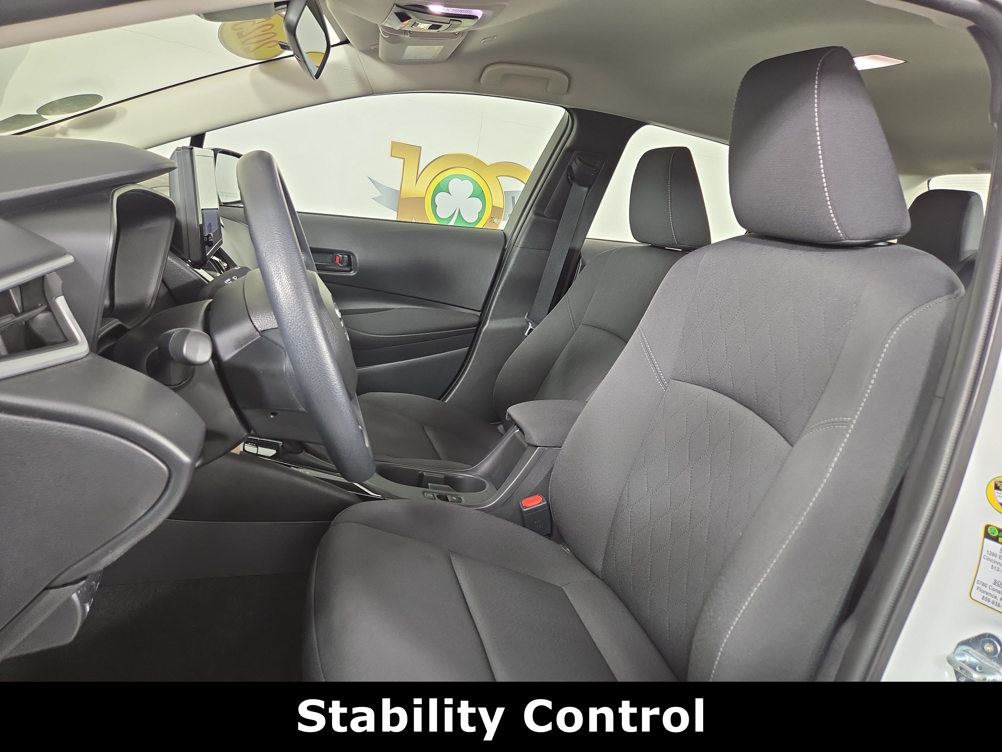 Used 2025 Toyota Corolla LE FWD image 11