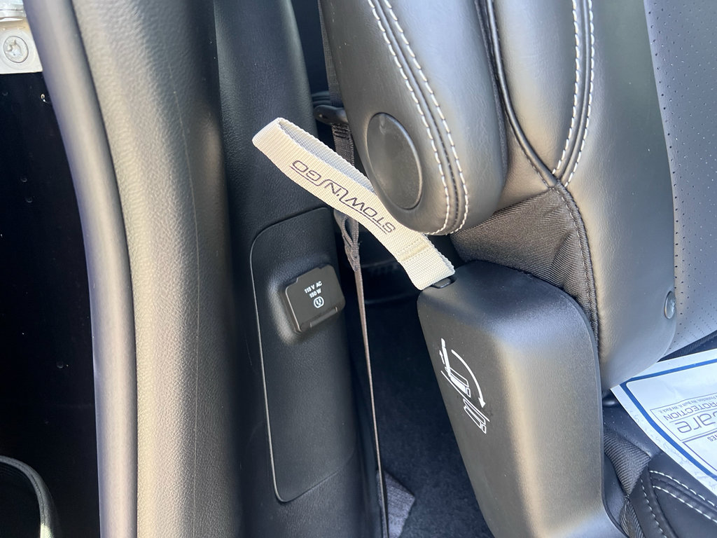 New 2027 Chrysler Pacifica Select w/ Family Tech Group FWD image 18
