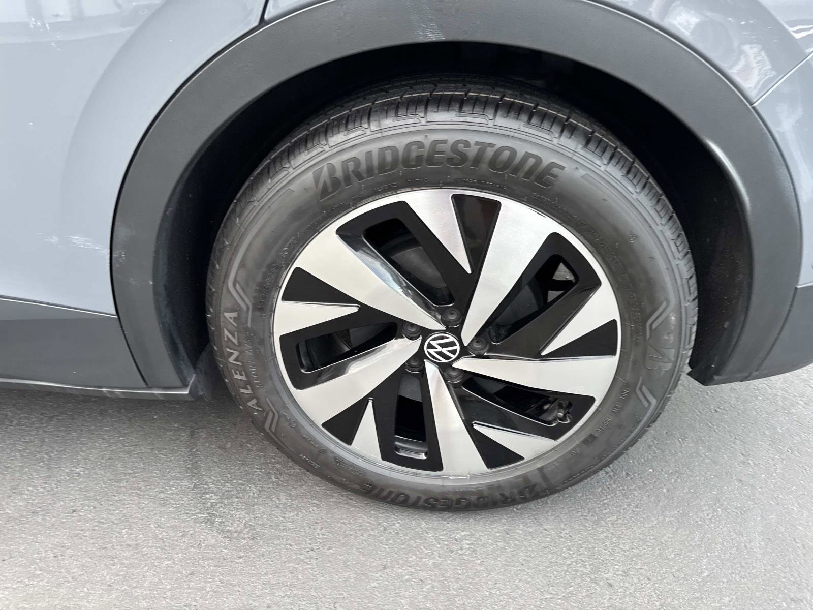 Certified 2023 Volkswagen ID.4 Pro image 6