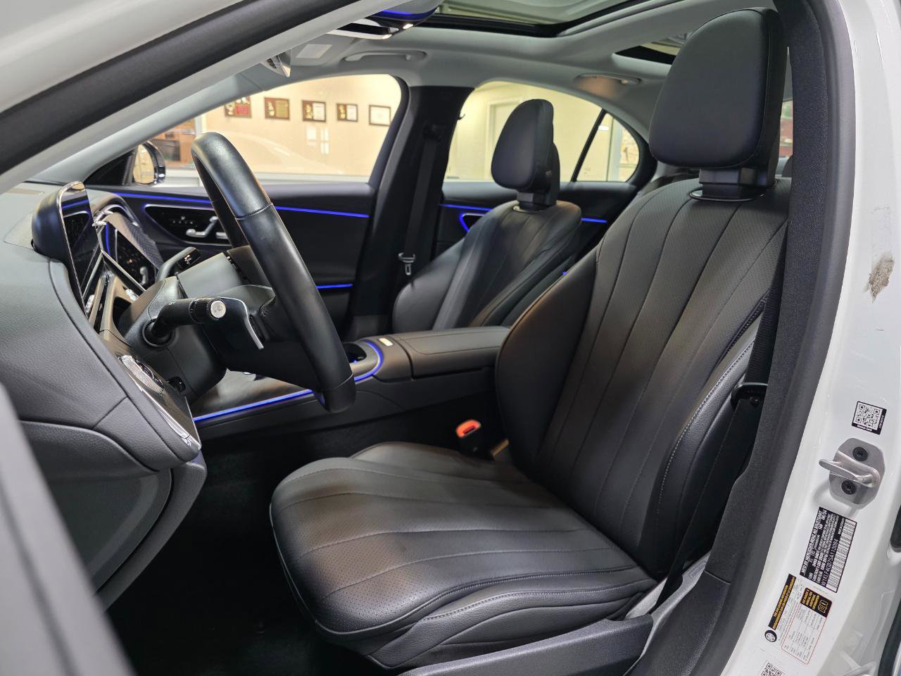 Used 2025 Mercedes-Benz E 350 E 350 RWD Sedan image 15