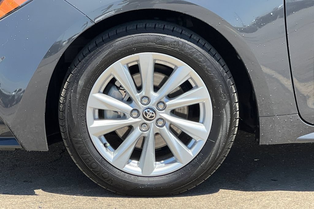 Certified 2026 Toyota Corolla LE w/ LE Premium Package FWD image 26