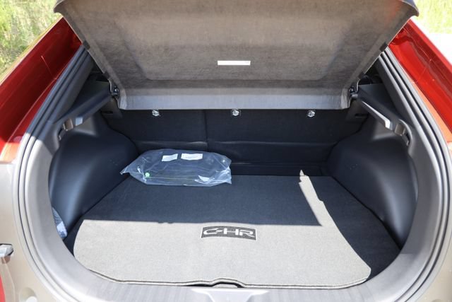 New 2026 Toyota C-HR AWD/4WD image 11
