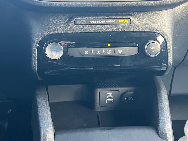 New 2026 Ford Escape SE FWD image 18