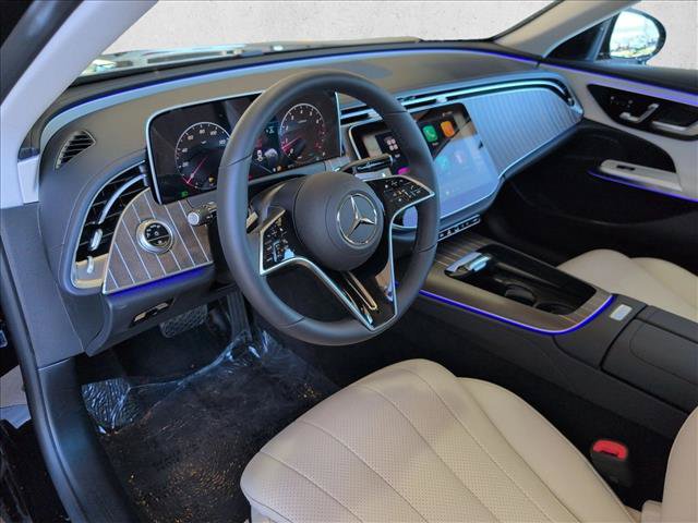 New 2025 Mercedes-Benz E 350 4MATIC Sedan image 3