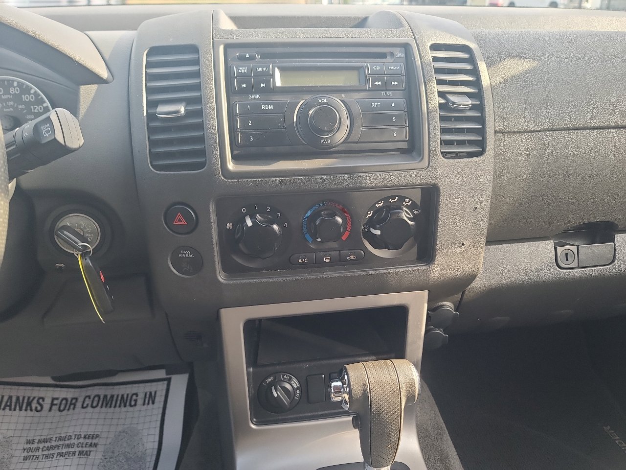 Used 2011 Nissan Pathfinder S image 17