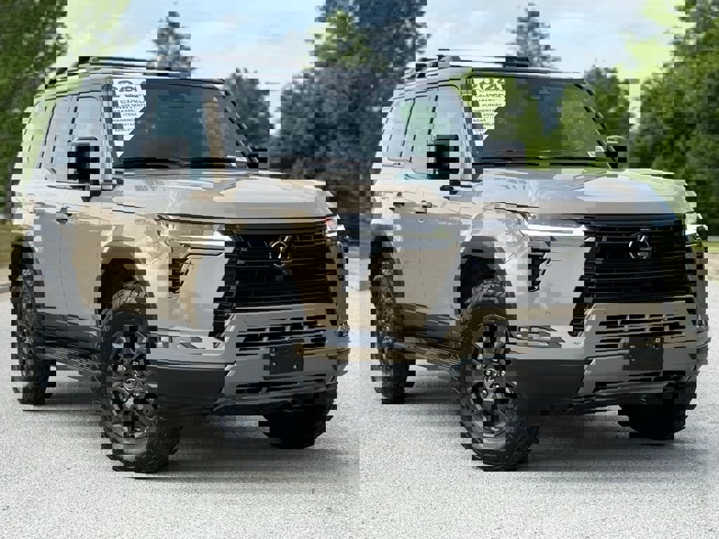 Certified 2024 Lexus GX 550 image 2