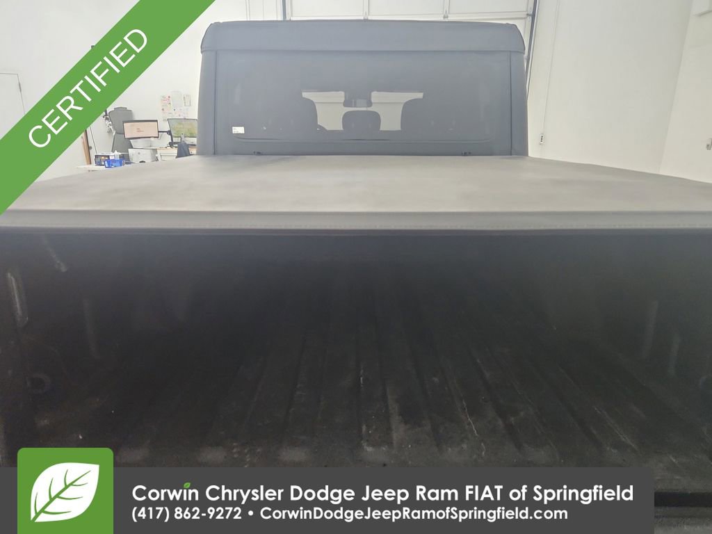 Certified 2025 Jeep Gladiator Sport AWD/4WD image 31
