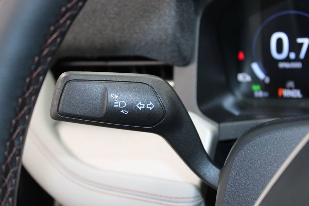 New 2026 Ford Explorer Active RWD image 41