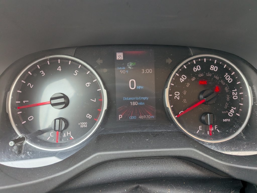 Used 2019 Toyota RAV4 LE AWD/4WD image 15