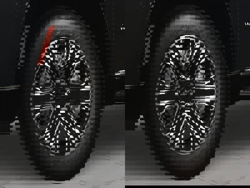 New 2025 Jeep Wagoneer 4WD image 11