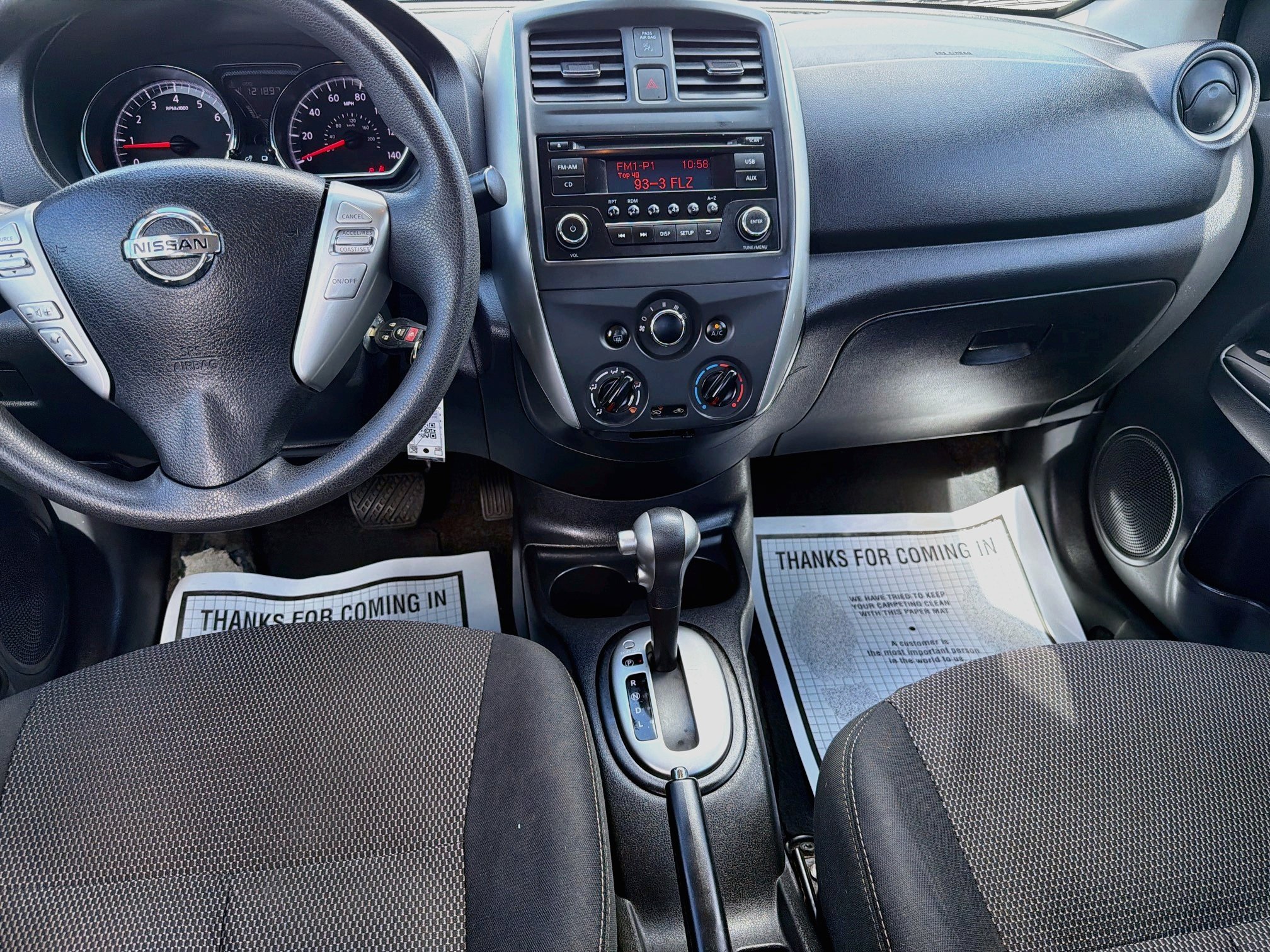 Used 2015 Nissan Versa SV FWD image 18