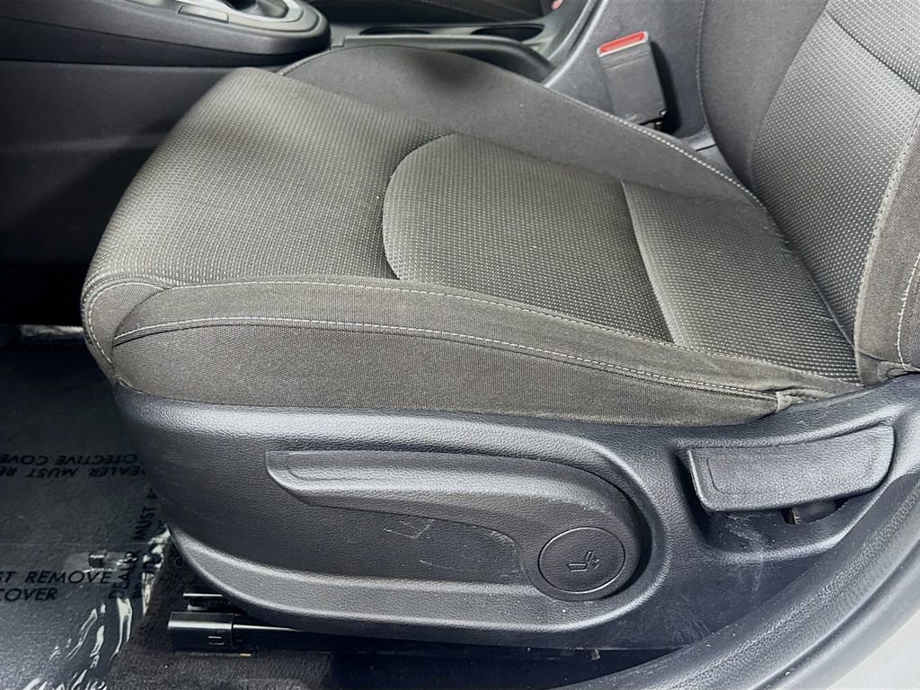 Used 2019 Kia Forte LXS FWD image 19