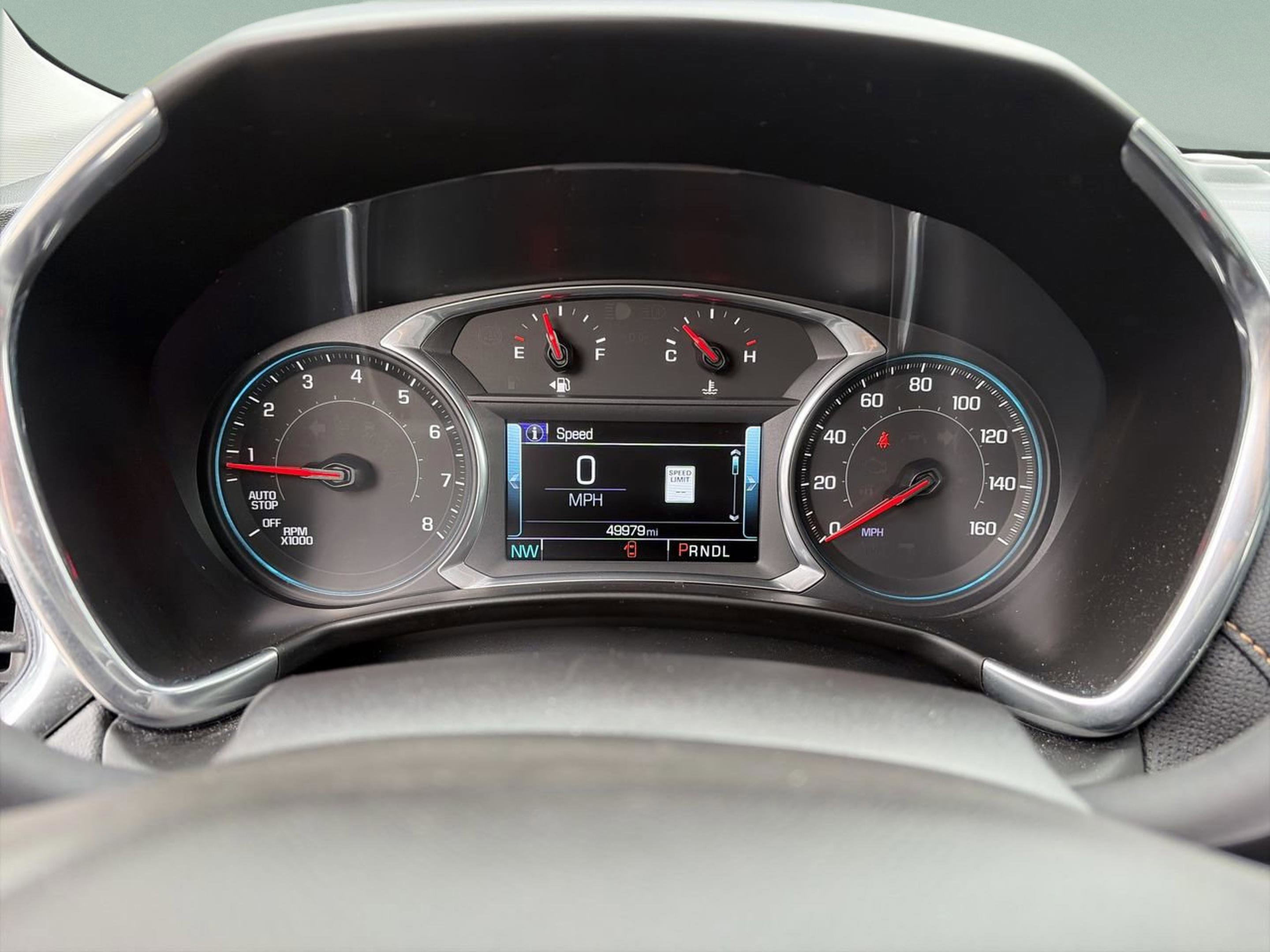 Used 2018 Chevrolet Equinox Premier image 11