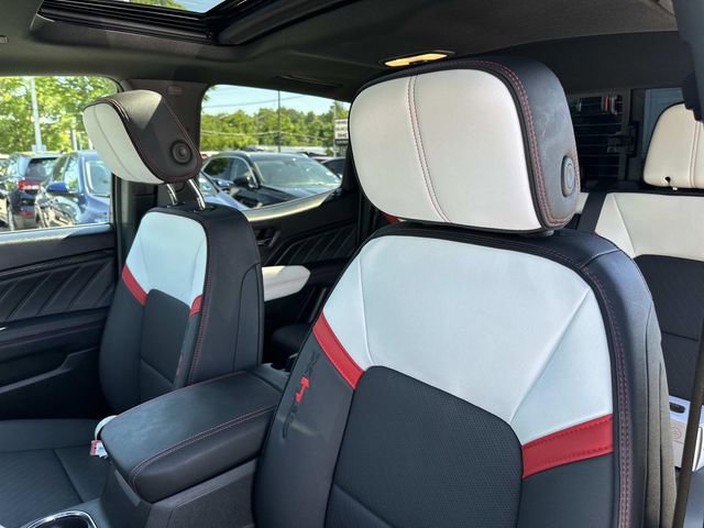 Used 2024 GMC Canyon AT4X AWD/4WD image 22