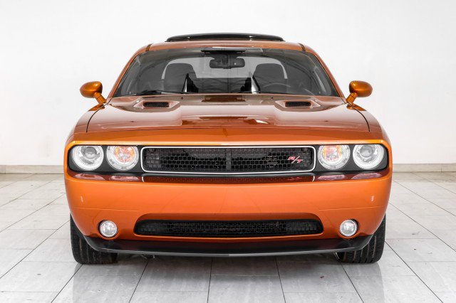 Used 2011 Dodge Challenger R/T RWD image 3