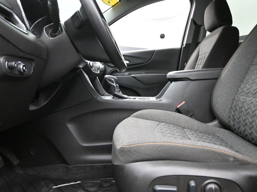 Certified 2023 Chevrolet Equinox LT image 17