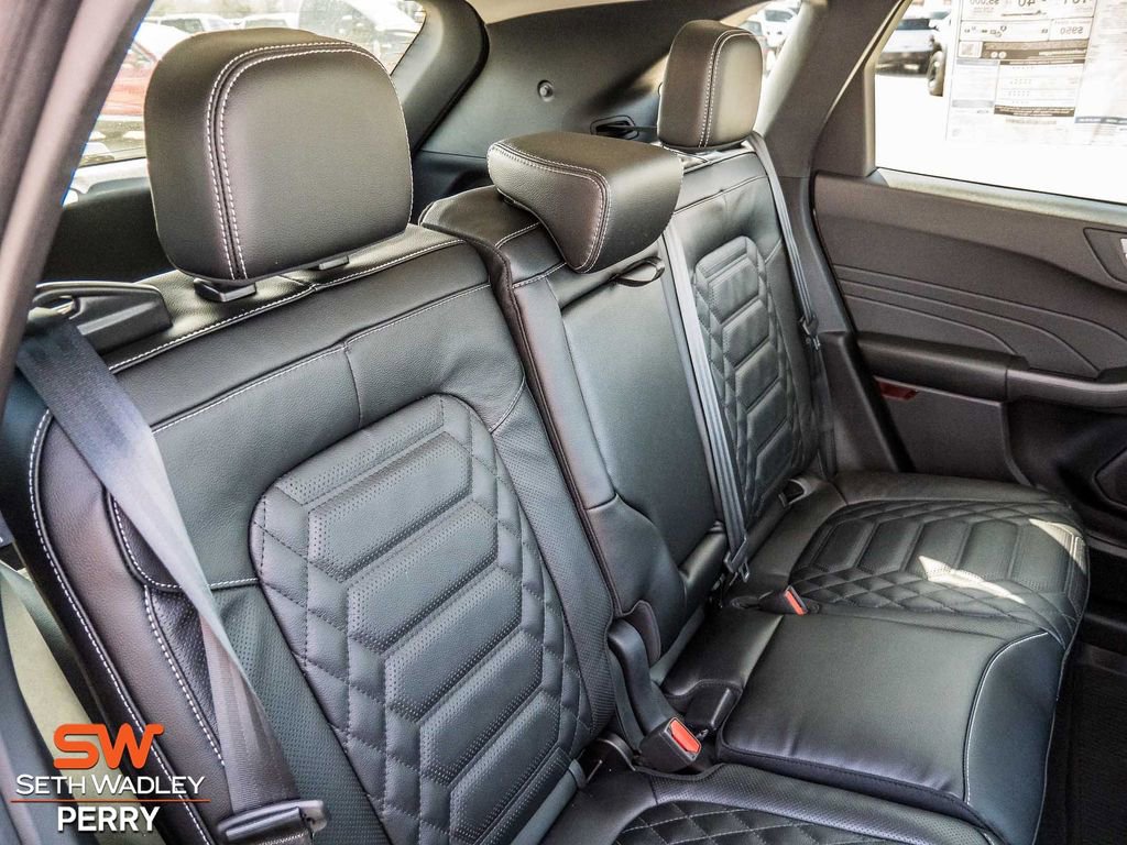 Used 2024 Ford Escape Premium w/ PHEV Premium Package image 22