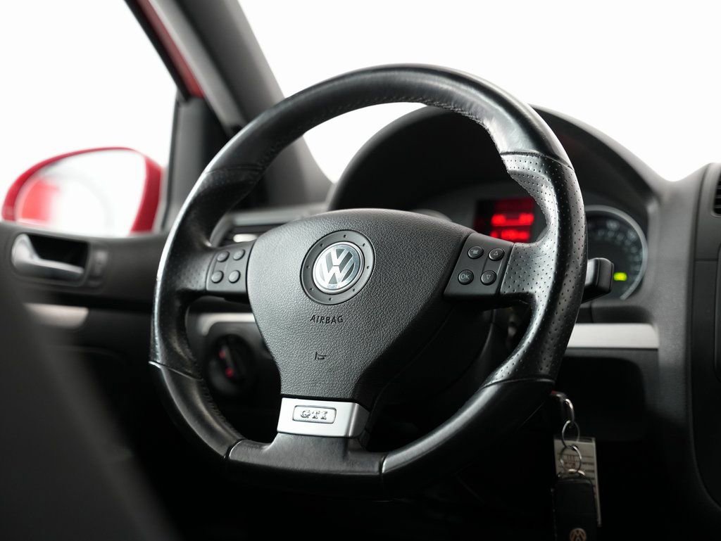 Used 2009 Volkswagen GTI 4-Door image 11