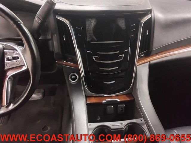 Used 2015 Cadillac Escalade ESV Luxury image 12